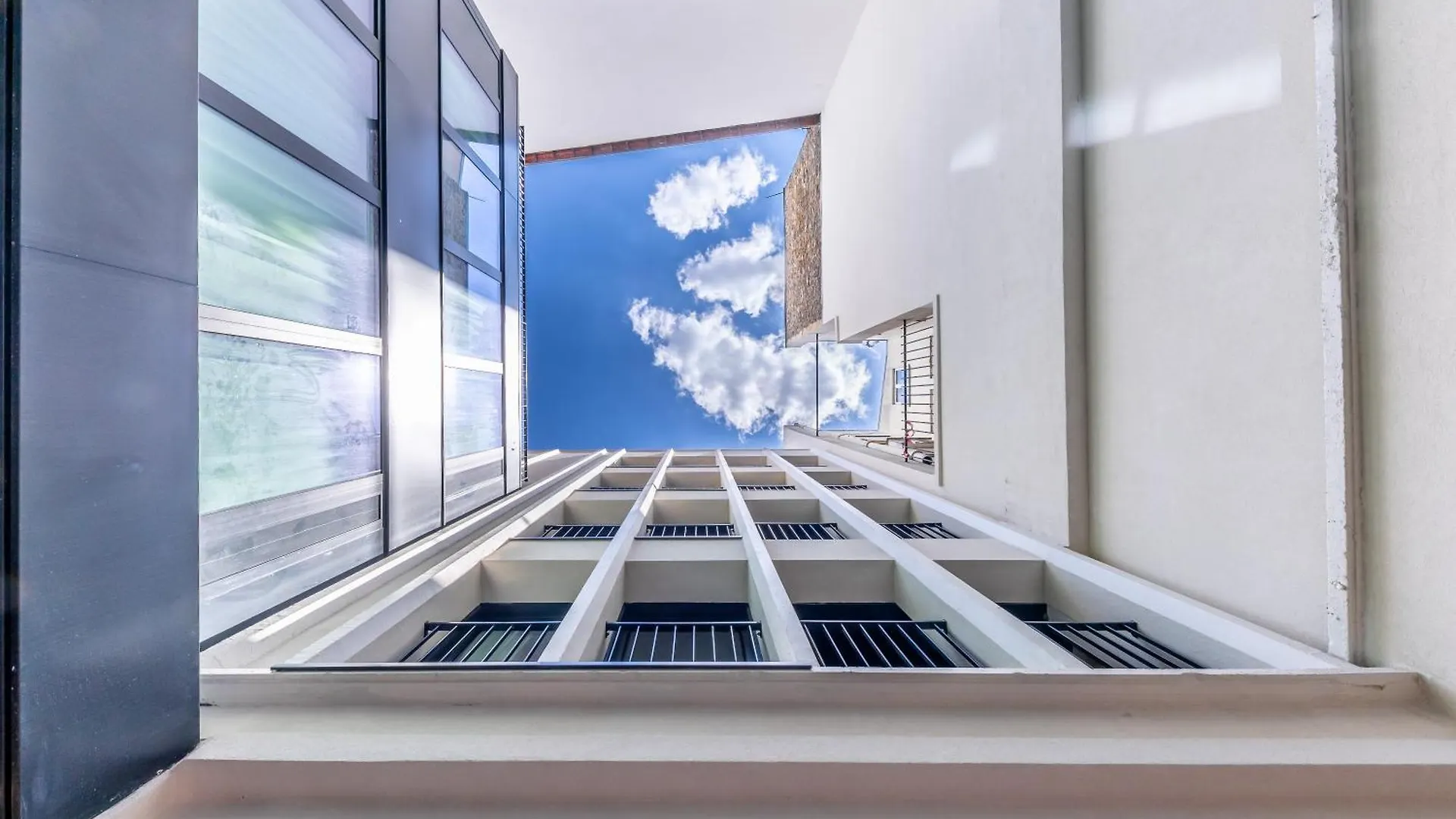 Quartier Libre Opera Aparthotel 5*